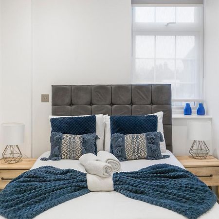 Welcoming And Spacious Apartment- Excellent Location London Bagian luar foto